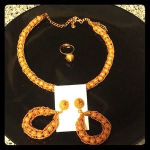 3 piece set , great for any occasion